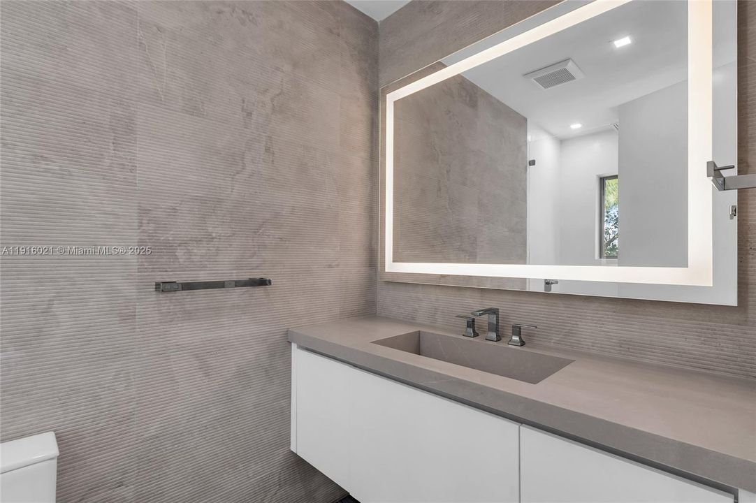 For Sale: $1,995,000 (4 beds, 2 baths, 0 Square Feet)