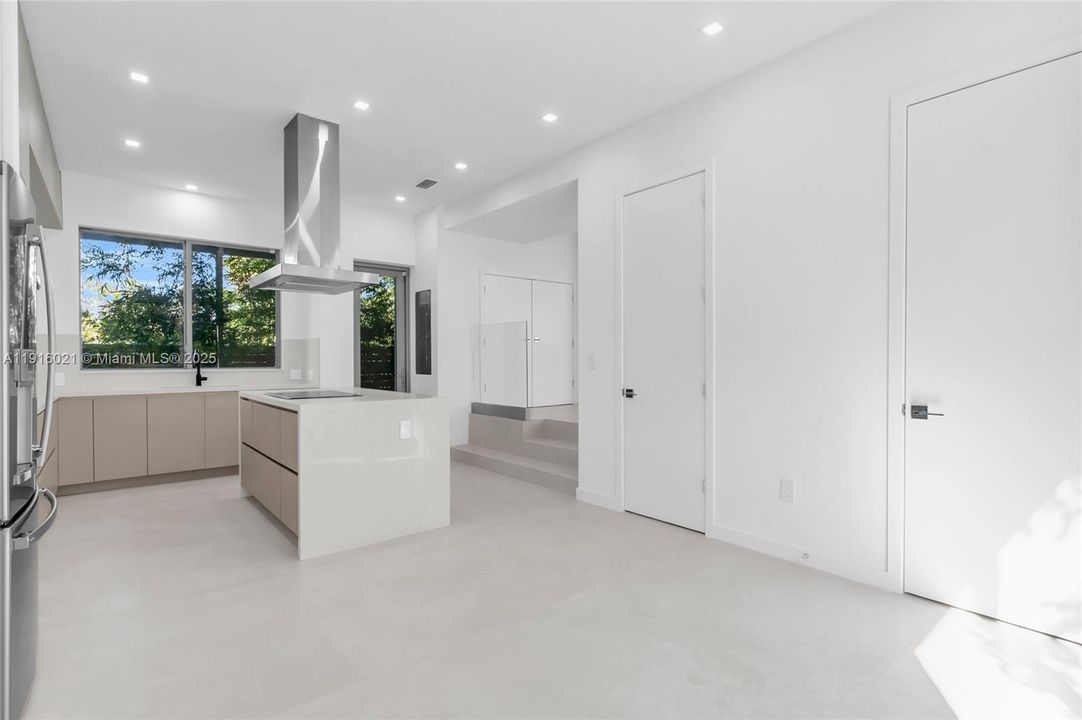 For Sale: $1,995,000 (4 beds, 2 baths, 0 Square Feet)