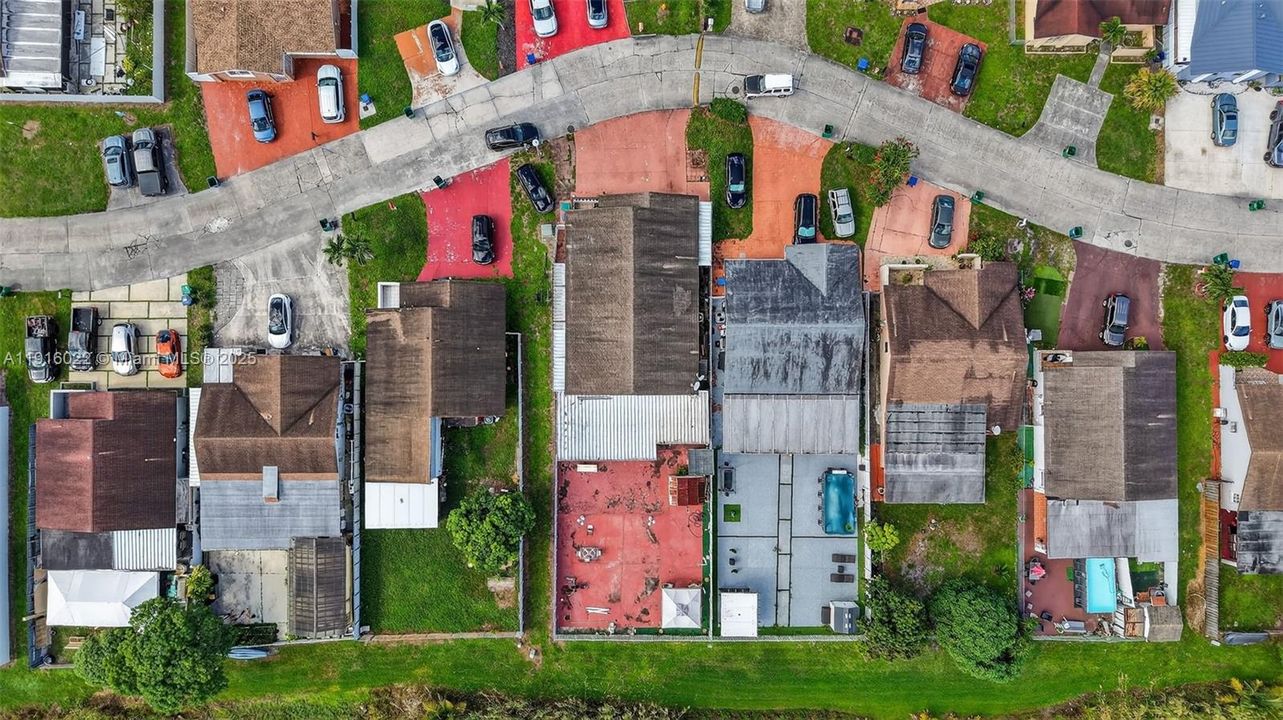 For Sale: $595,000 (3 beds, 2 baths, 1832 Square Feet)