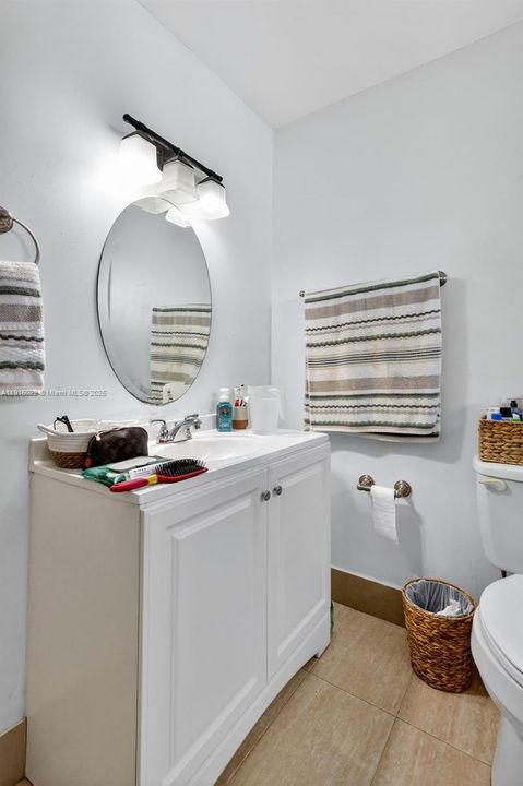 For Sale: $595,000 (3 beds, 2 baths, 1832 Square Feet)