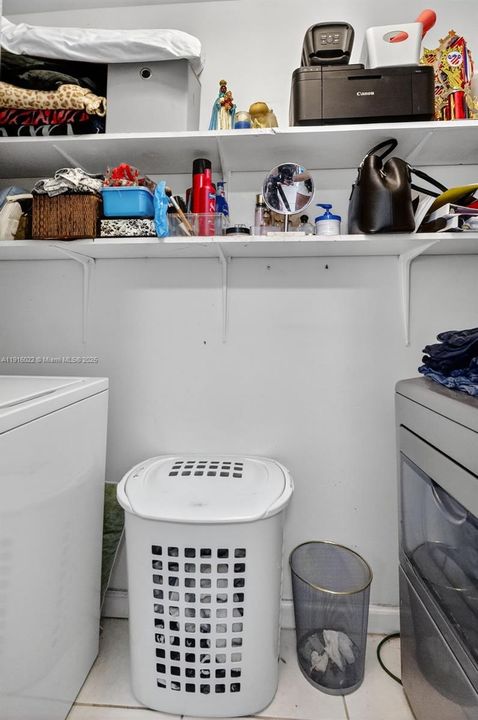 For Sale: $595,000 (3 beds, 2 baths, 1832 Square Feet)