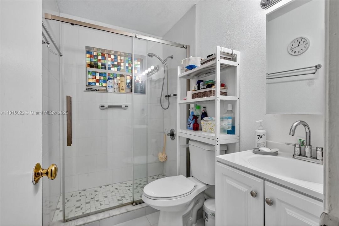 For Sale: $595,000 (3 beds, 2 baths, 1832 Square Feet)