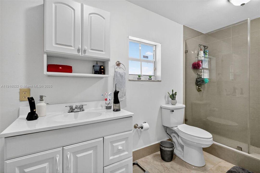 For Sale: $595,000 (3 beds, 2 baths, 1832 Square Feet)