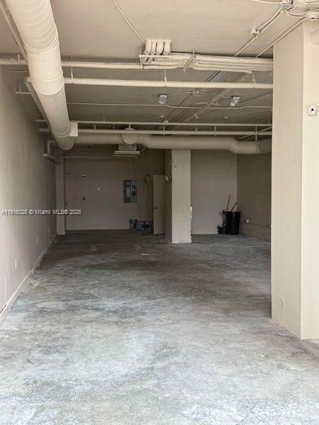 Ready to be built to your specifications////To the right of column there is morefloor space not shown.