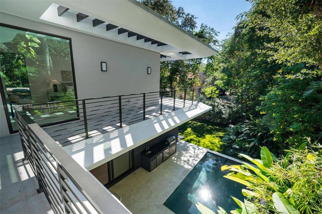 For Sale: $5,895,000 (5 beds, 5 baths, 4161 Square Feet)