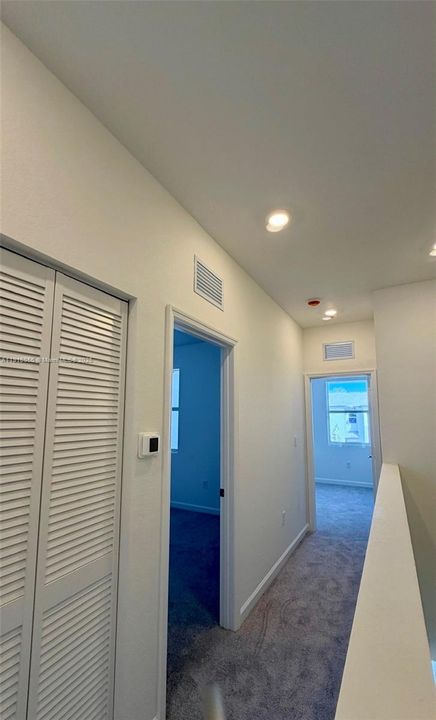 For Rent: $2,400 (3 beds, 2 baths, 1521 Square Feet)