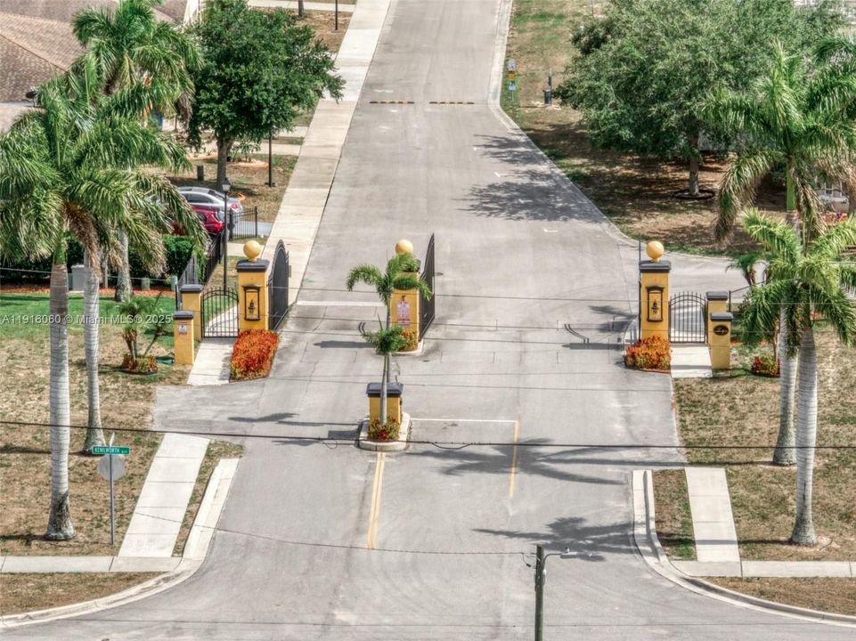 En Renta: $1,695 (3 camas, 2 baños, 1330 Pies cuadrados)