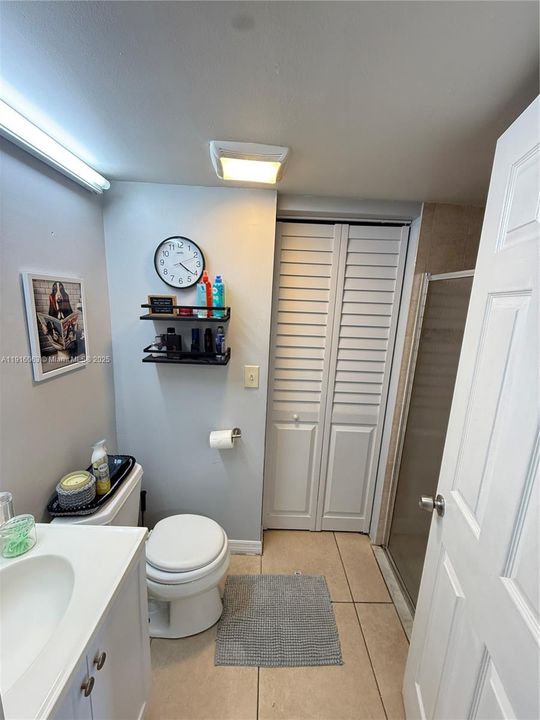For Sale: $330,000 (2 beds, 2 baths, 1208 Square Feet)