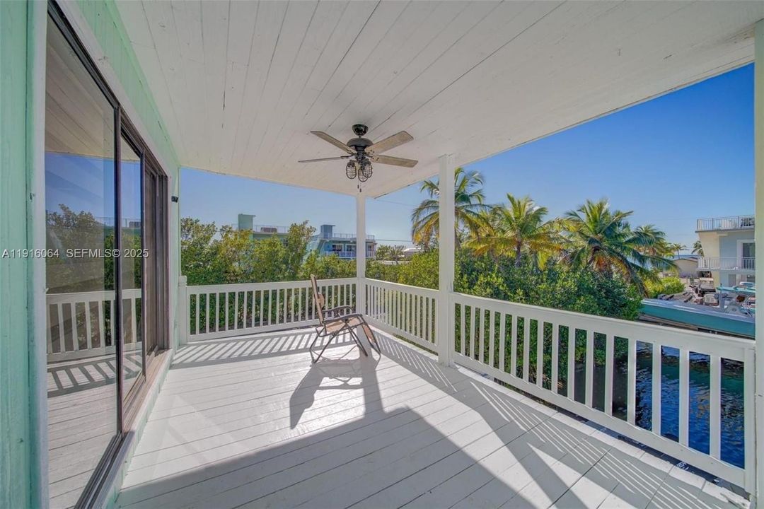 出租: $7,300 (3 贝兹, 2 浴室, 2208 平方英尺)