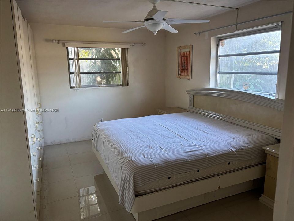 For Sale: $595,000 (3 beds, 2 baths, 2064 Square Feet)