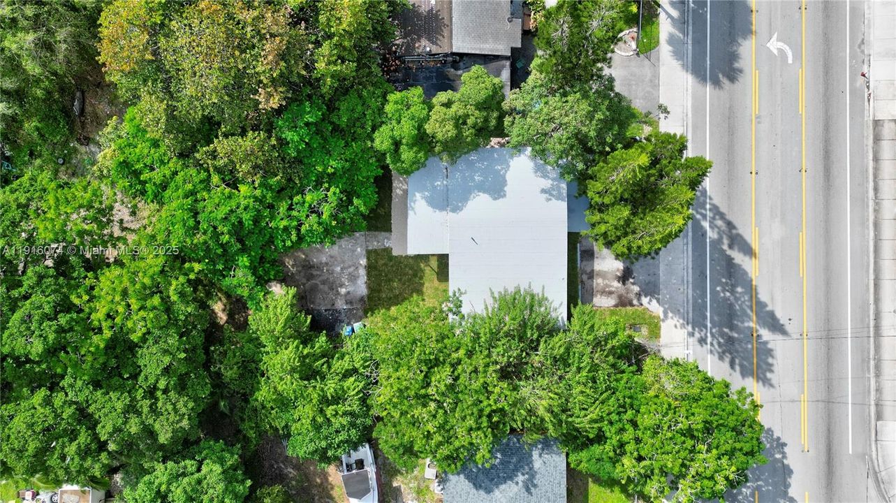 En Venta: $450,000 (4 camas, 2 baños, 1180 Pies cuadrados)