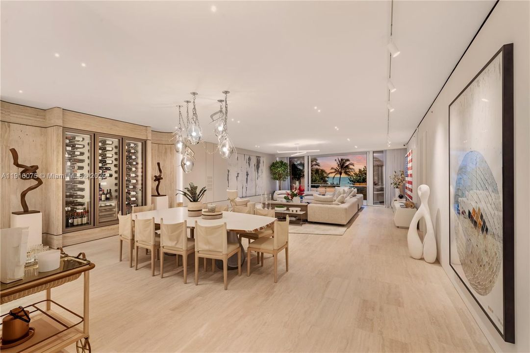 На продажу: $22,750,000 (4 спален, 3 ванн, 4638 Квадратных фут)