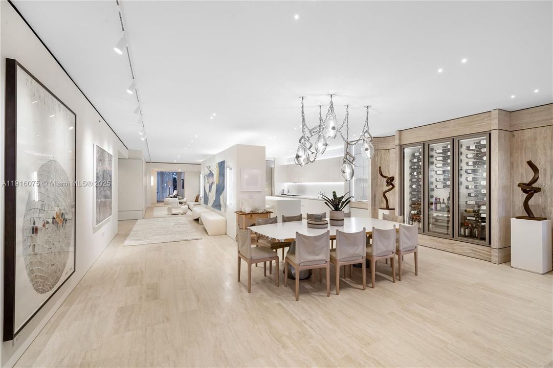 На продажу: $22,750,000 (4 спален, 3 ванн, 4638 Квадратных фут)