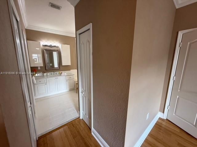 En Venta: $610,000 (4 camas, 3 baños, 1846 Pies cuadrados)