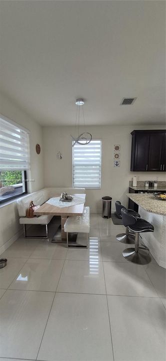 For Rent: $5,350 (4 beds, 3 baths, 2650 Square Feet)