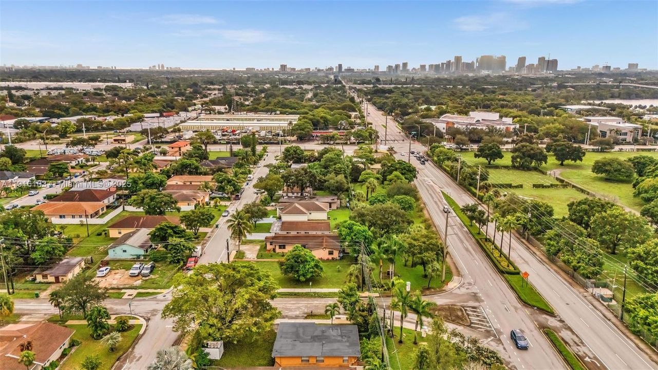 En Venta: $375,000 (3 camas, 1 baños, 1252 Pies cuadrados)