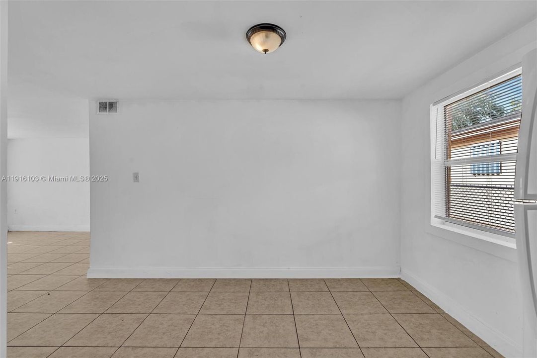 En Venta: $375,000 (3 camas, 1 baños, 1252 Pies cuadrados)