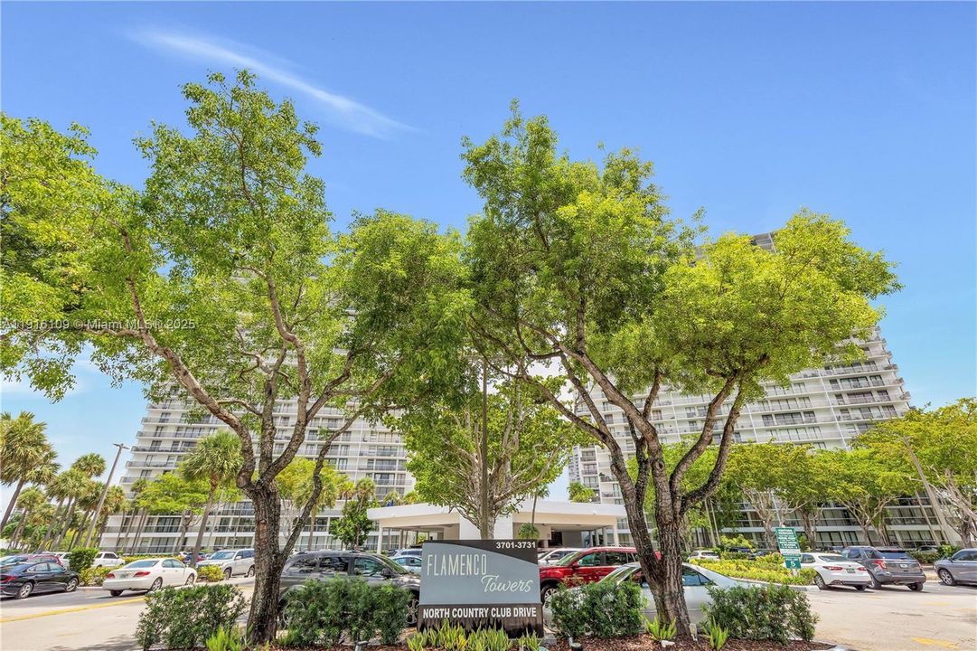 待售: $440,000 (2 贝兹, 2 浴室, 1150 平方英尺)