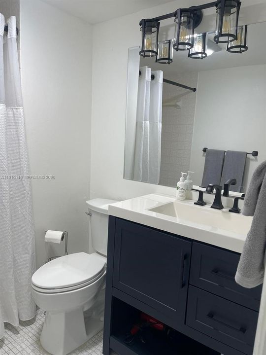 For Sale: $257,000 (2 beds, 2 baths, 1170 Square Feet)