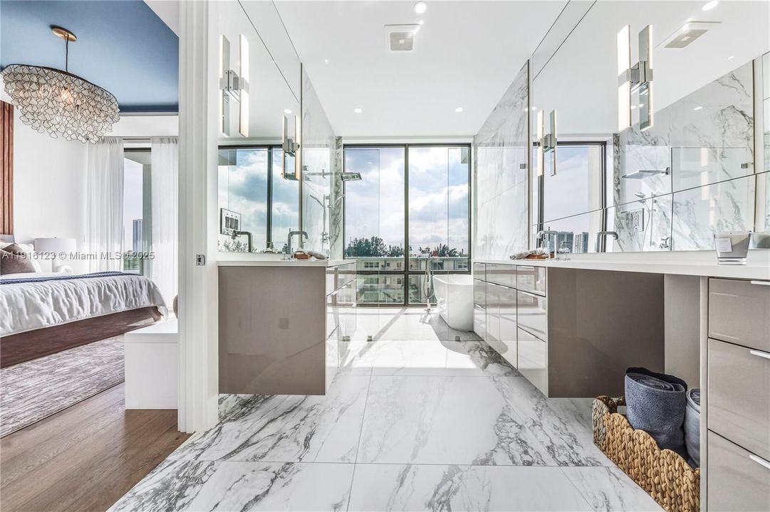 待售: $2,934,500 (4 贝兹, 4 浴室, 3375 平方英尺)