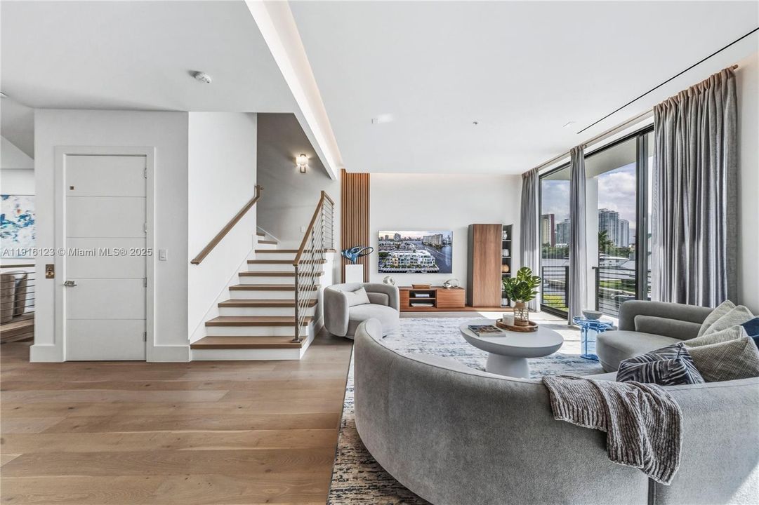 待售: $2,934,500 (4 贝兹, 4 浴室, 3375 平方英尺)