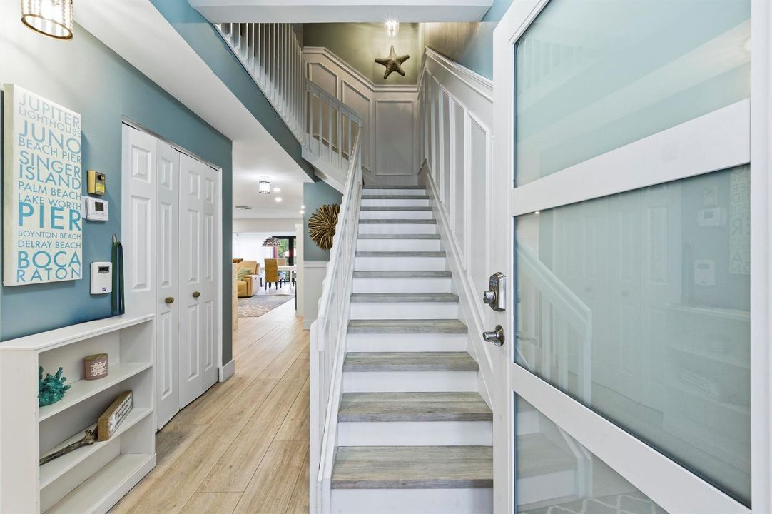 FOYER