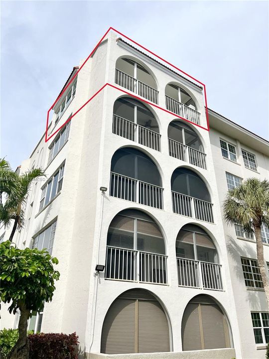 For Sale: $265,000 (2 beds, 2 baths, 1080 Square Feet)