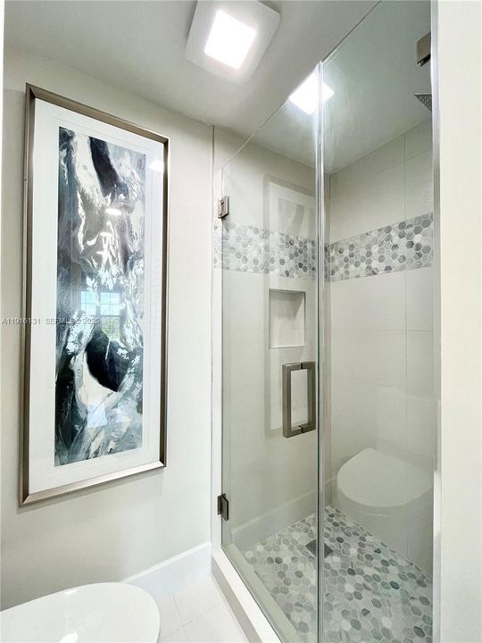 For Sale: $265,000 (2 beds, 2 baths, 1080 Square Feet)