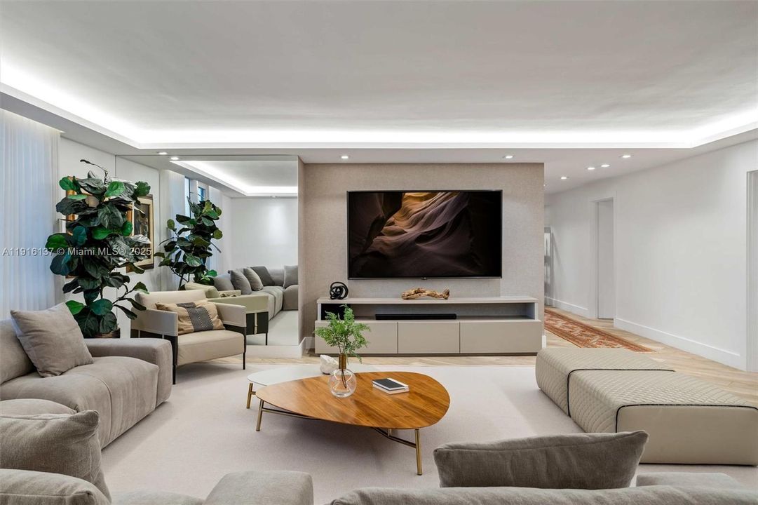 For Rent: $29,000 (3 beds, 3 baths, 2480 Square Feet)