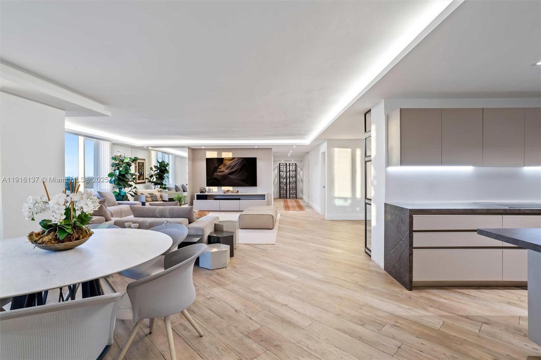 For Rent: $29,000 (3 beds, 3 baths, 2480 Square Feet)