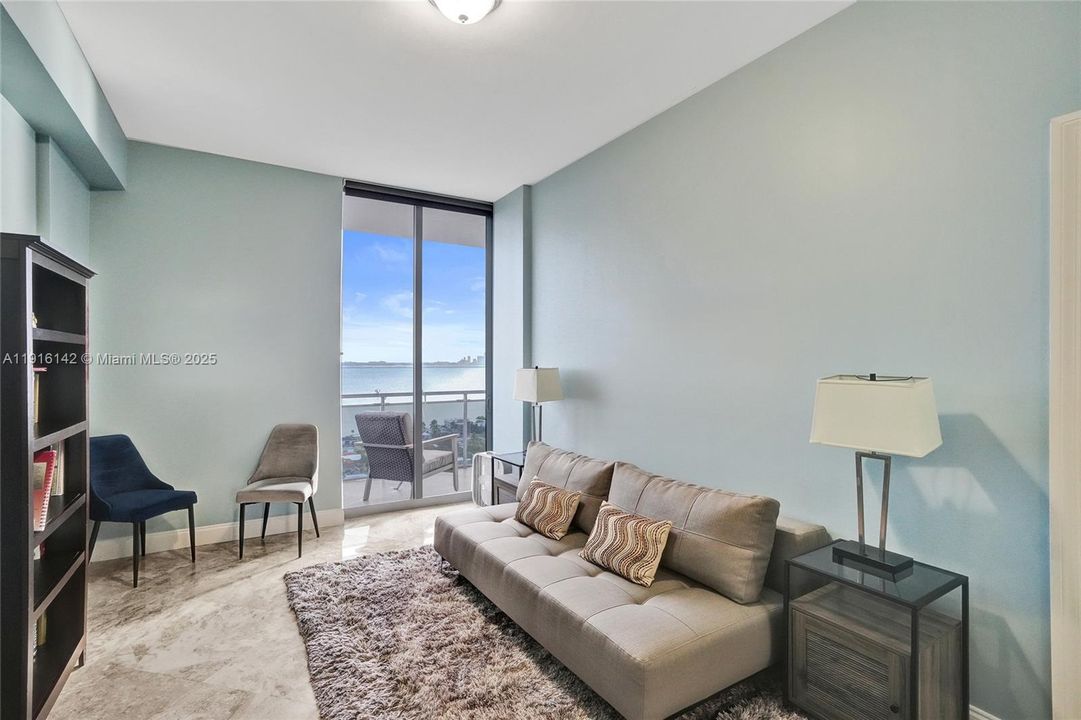 For Sale: $729,000 (2 beds, 2 baths, 1458 Square Feet)