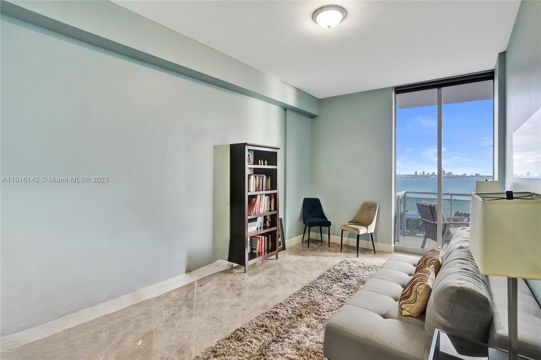 For Sale: $729,000 (2 beds, 2 baths, 1458 Square Feet)