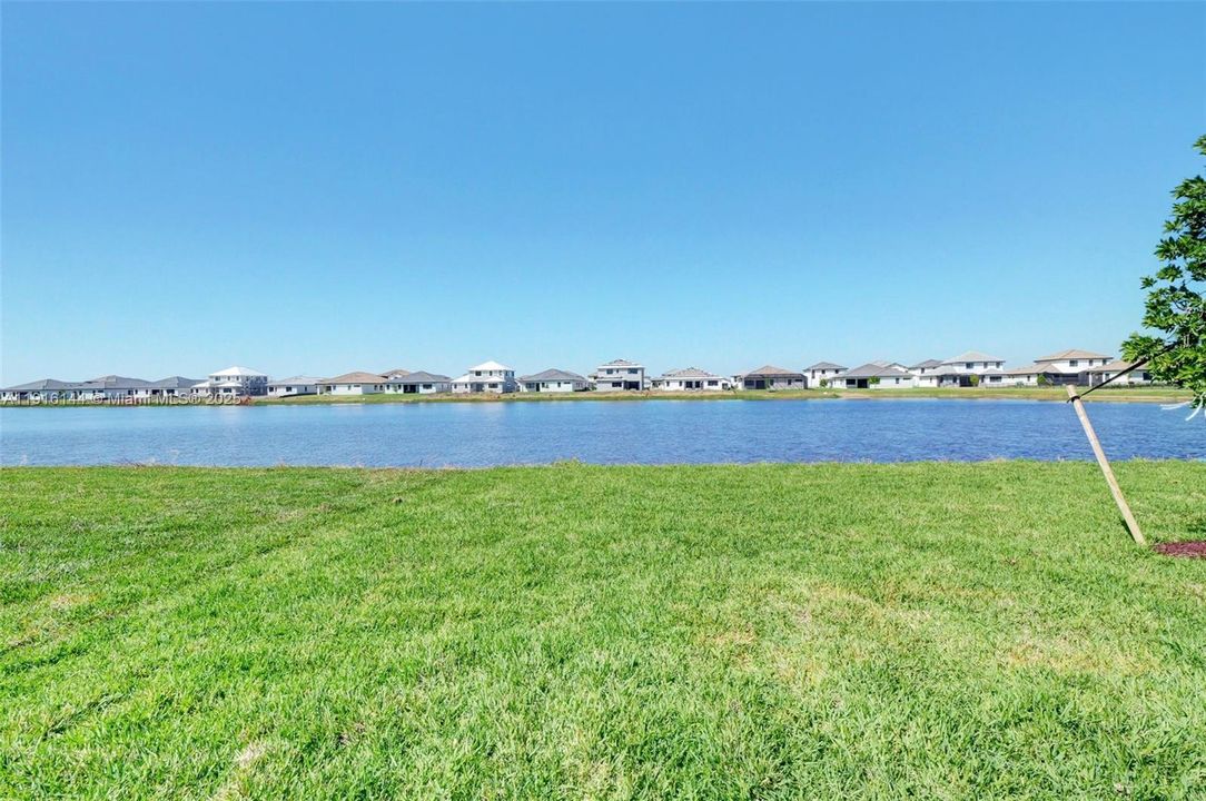 待售: $599,900 (4 贝兹, 3 浴室, 3390 平方英尺)