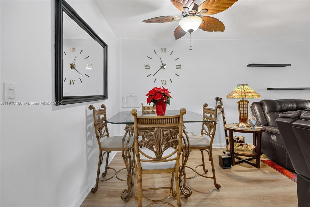 For Sale: $140,000 (2 beds, 2 baths, 865 Square Feet)