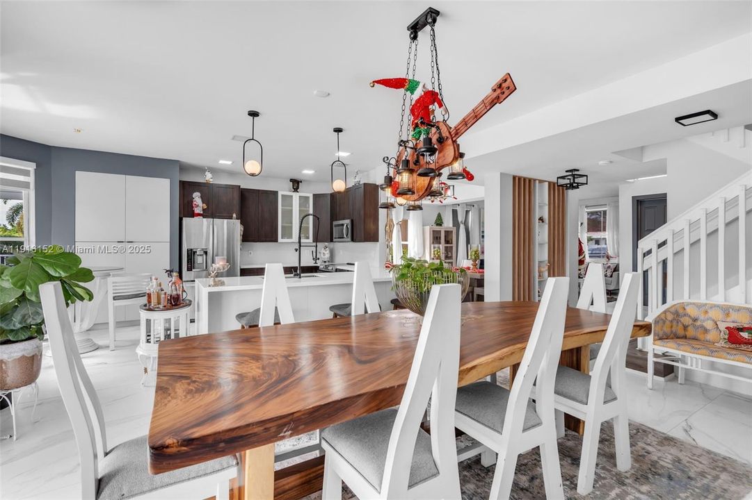 For Rent: $5,700 (4 beds, 3 baths, 2426 Square Feet)