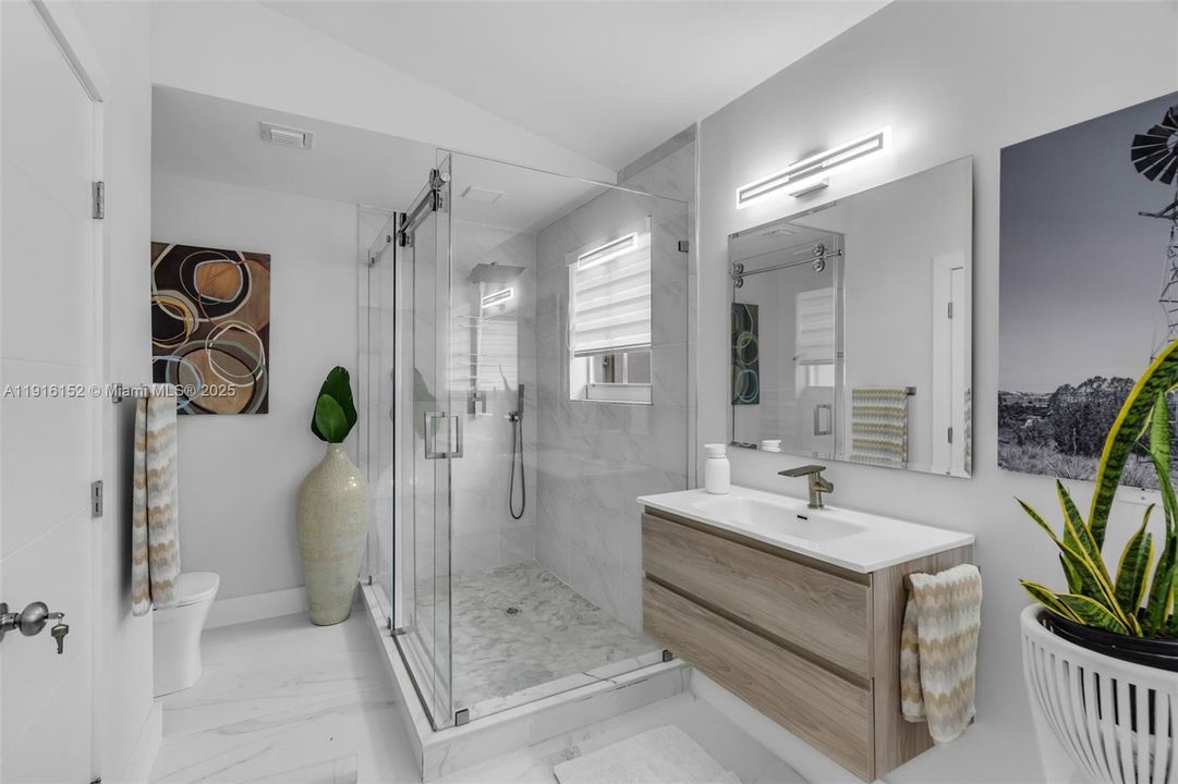 For Rent: $5,700 (4 beds, 3 baths, 2426 Square Feet)