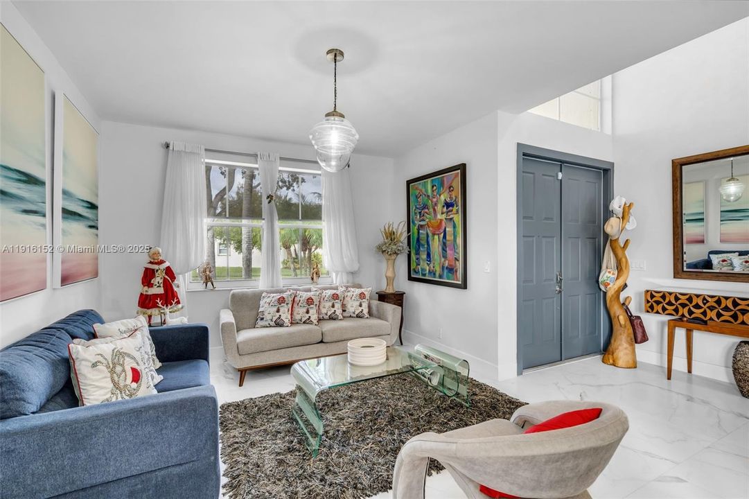 For Rent: $5,700 (4 beds, 3 baths, 2426 Square Feet)