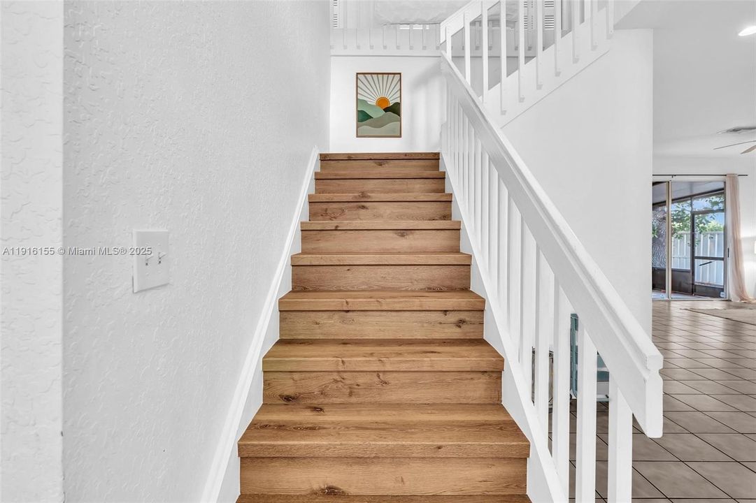 待售: $840,000 (4 贝兹, 2 浴室, 2450 平方英尺)