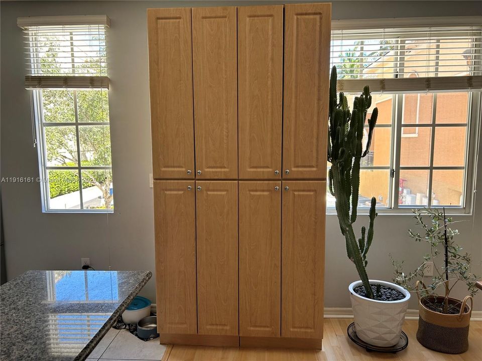 For Sale: $529,000 (3 beds, 2 baths, 1481 Square Feet)