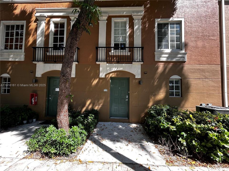 For Sale: $529,000 (3 beds, 2 baths, 1481 Square Feet)