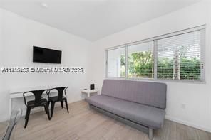 For Sale: $225,000 (1 beds, 1 baths, 406 Square Feet)