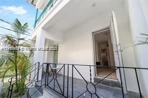 For Sale: $225,000 (1 beds, 1 baths, 406 Square Feet)