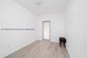 For Sale: $225,000 (1 beds, 1 baths, 406 Square Feet)