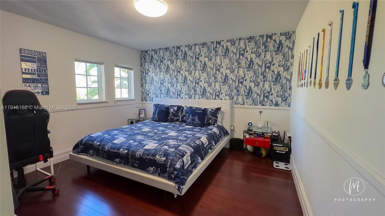 En Venta: $1,499,900 (3 camas, 2 baños, 2315 Pies cuadrados)