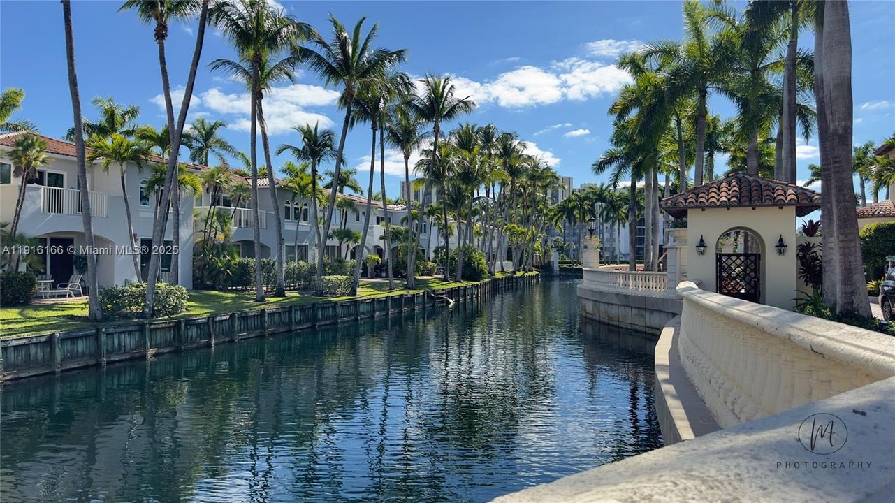 En Venta: $1,499,900 (3 camas, 2 baños, 2315 Pies cuadrados)