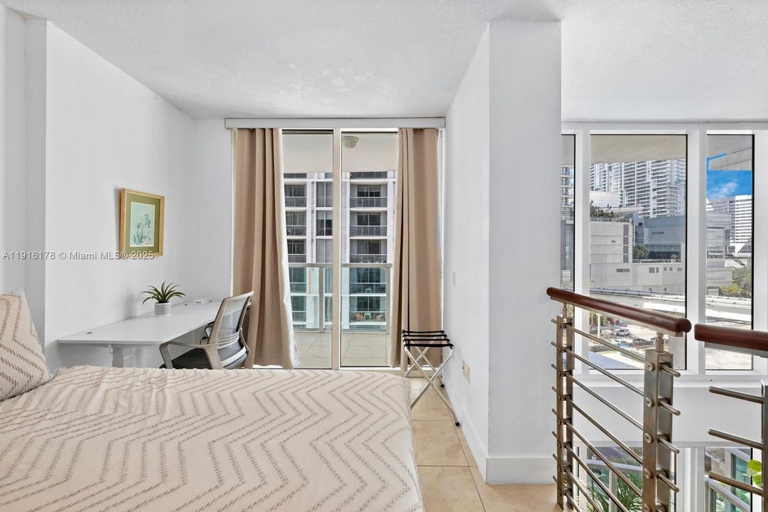 For Sale: $635,000 (2 beds, 2 baths, 1441 Square Feet)