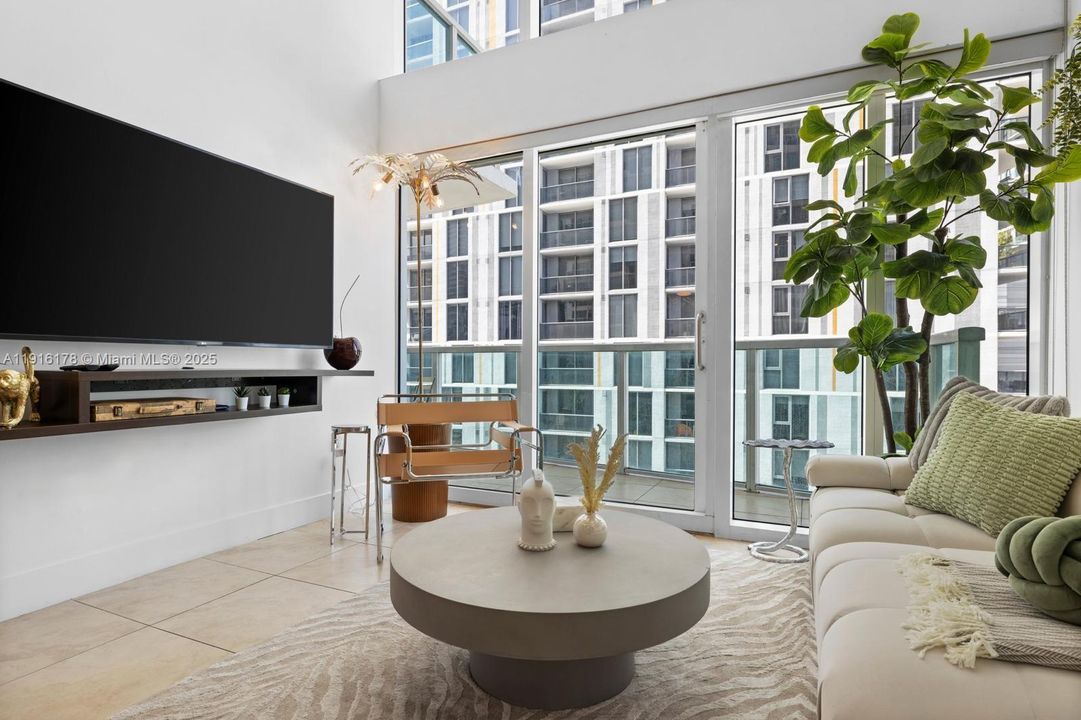 For Sale: $635,000 (2 beds, 2 baths, 1441 Square Feet)