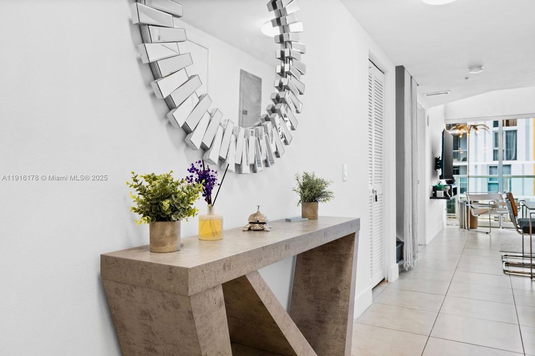 For Sale: $635,000 (2 beds, 2 baths, 1441 Square Feet)