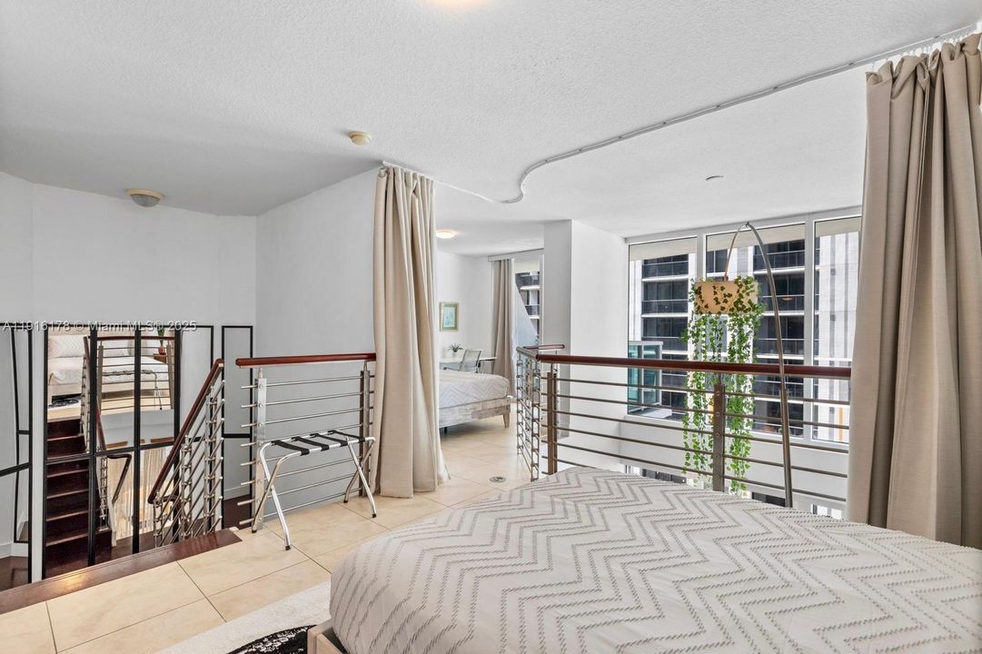 For Sale: $635,000 (2 beds, 2 baths, 1441 Square Feet)