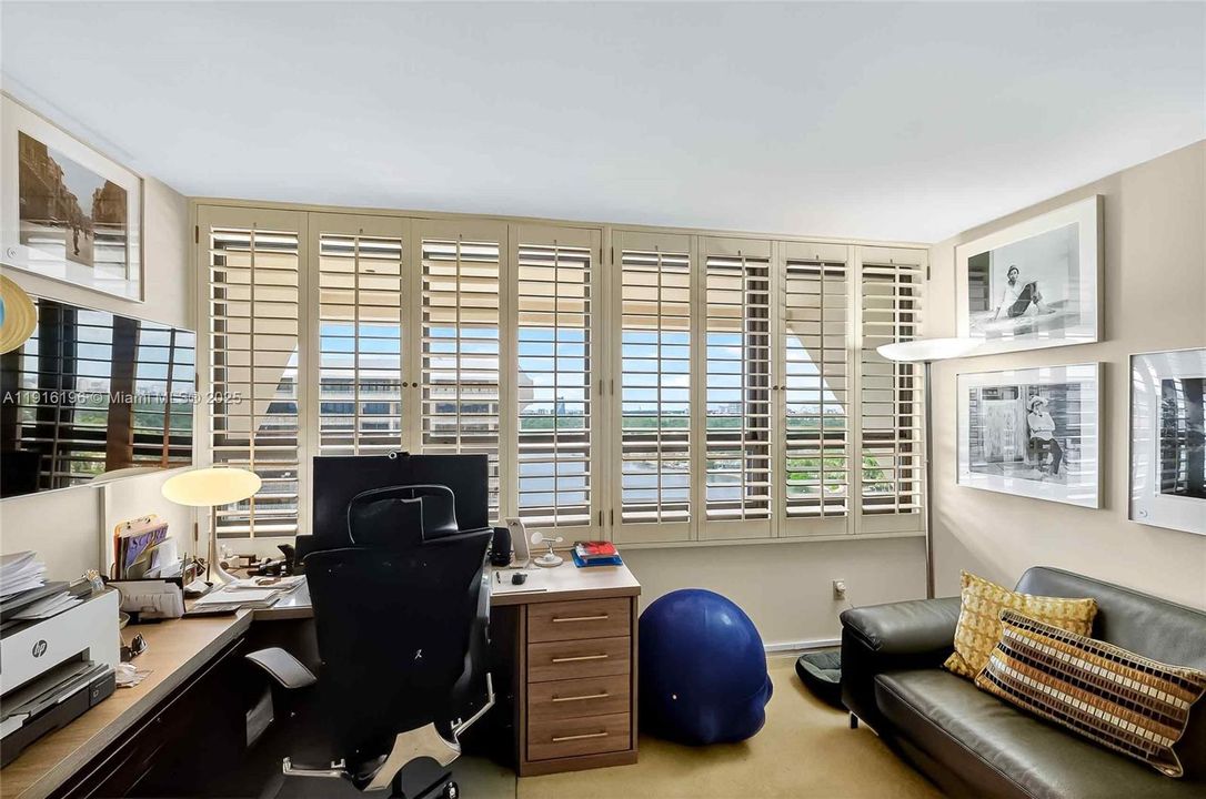 На продажу: $1,699,000 (2 спален, 2 ванн, 1882 Квадратных фут)